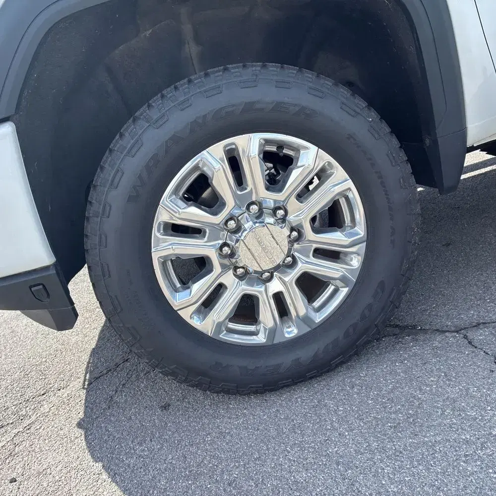 2023 GMC Sierra 2500HD Denali