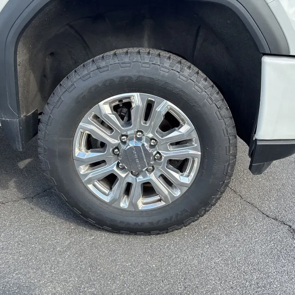 2023 GMC Sierra 2500HD Denali