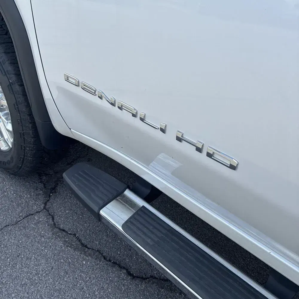 2023 GMC Sierra 2500HD Denali