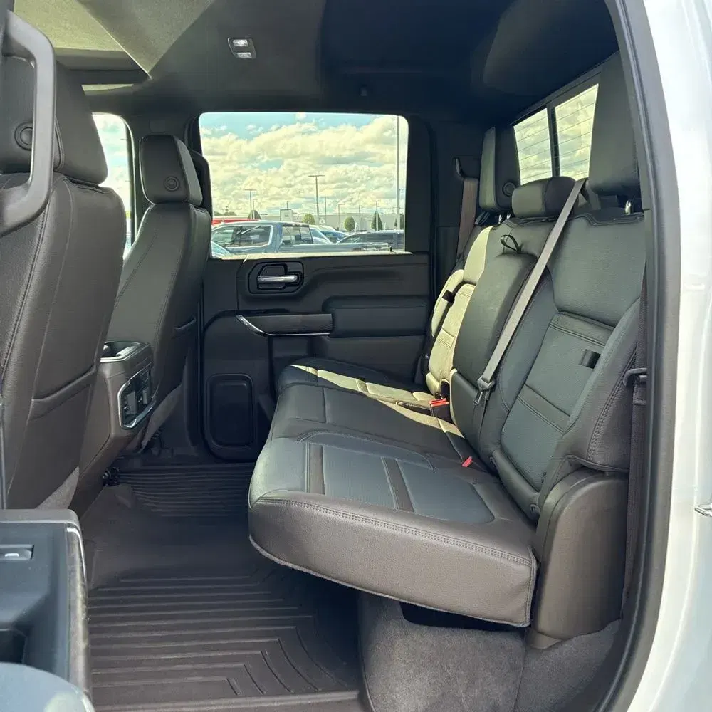 2023 GMC Sierra 2500HD Denali