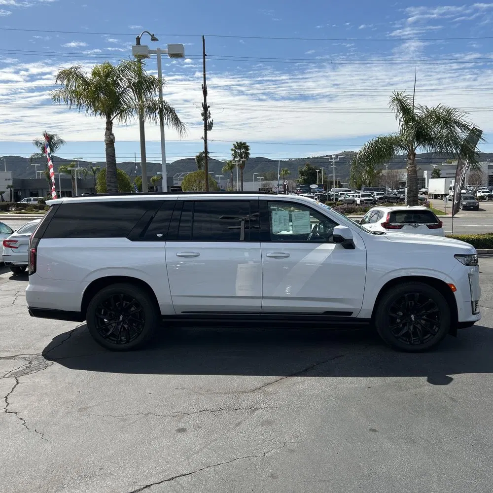 2023 Cadillac Escalade ESV Sport Platinum
