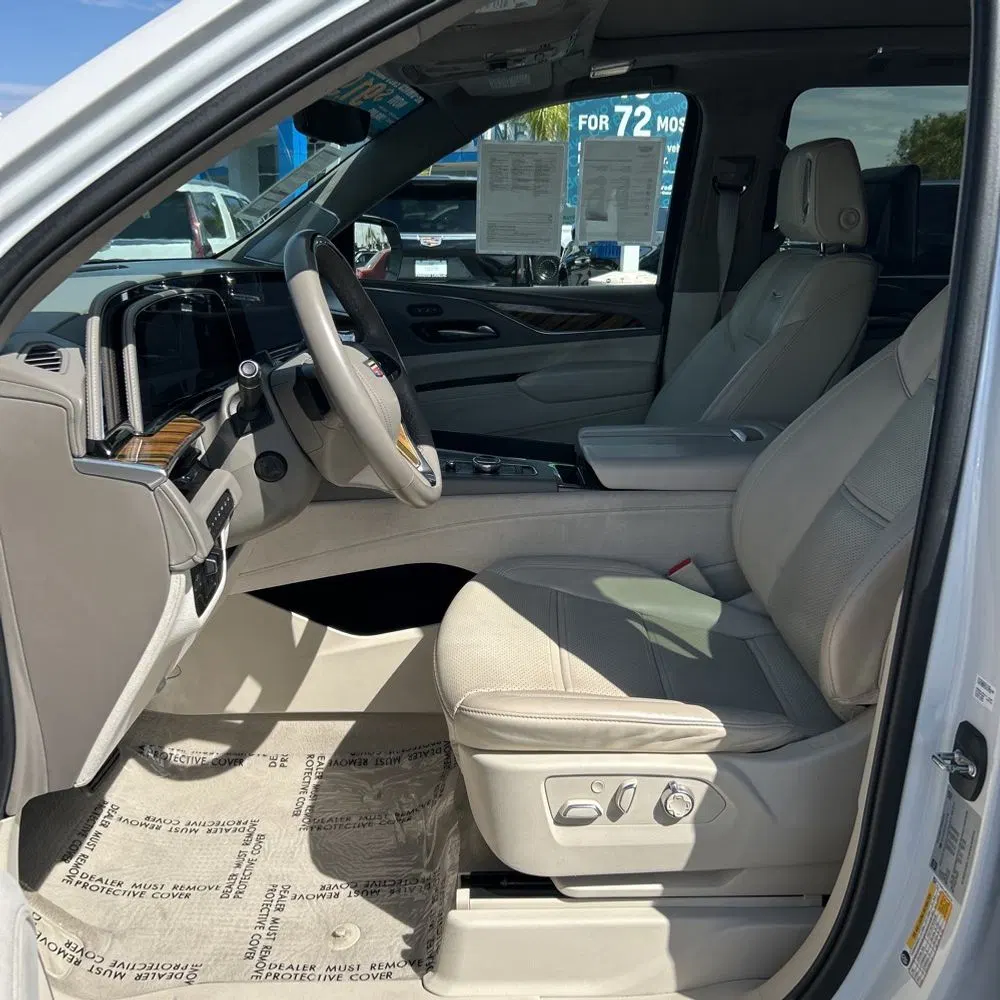 2023 Cadillac Escalade ESV Sport Platinum