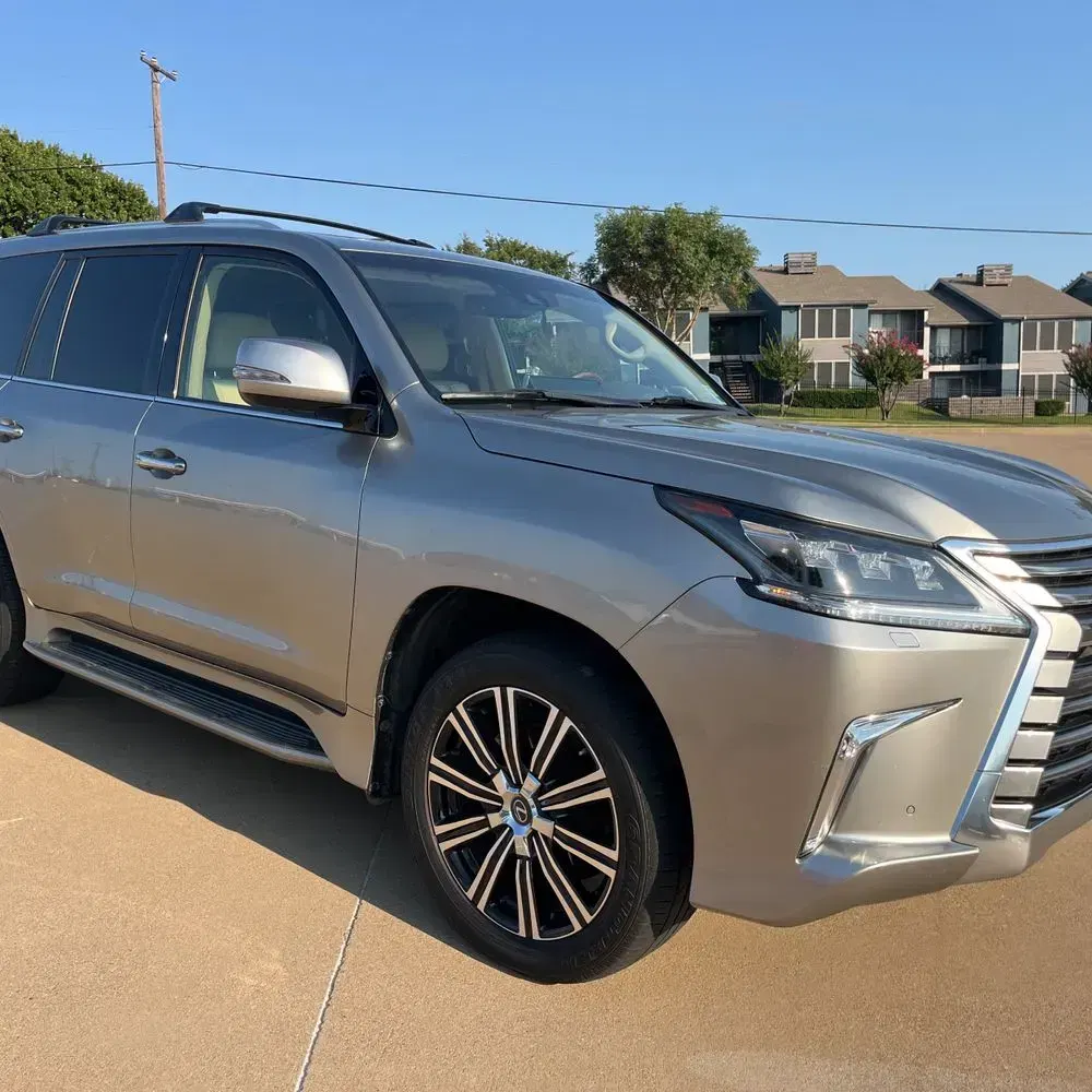 2020 Lexus LX 570 Three-Row