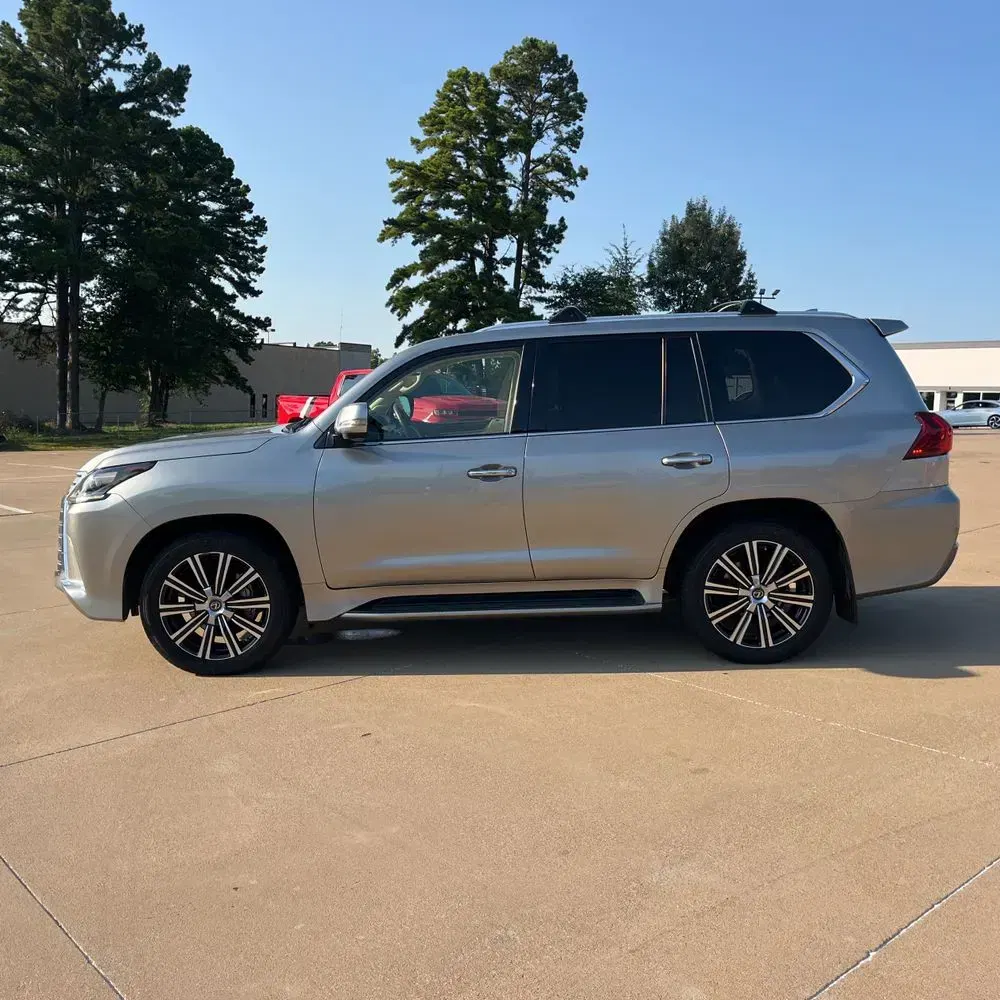 2020 Lexus LX 570 Three-Row