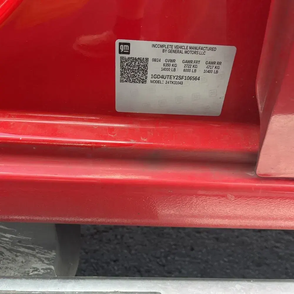 2025 GMC Sierra 3500HD CC SLE