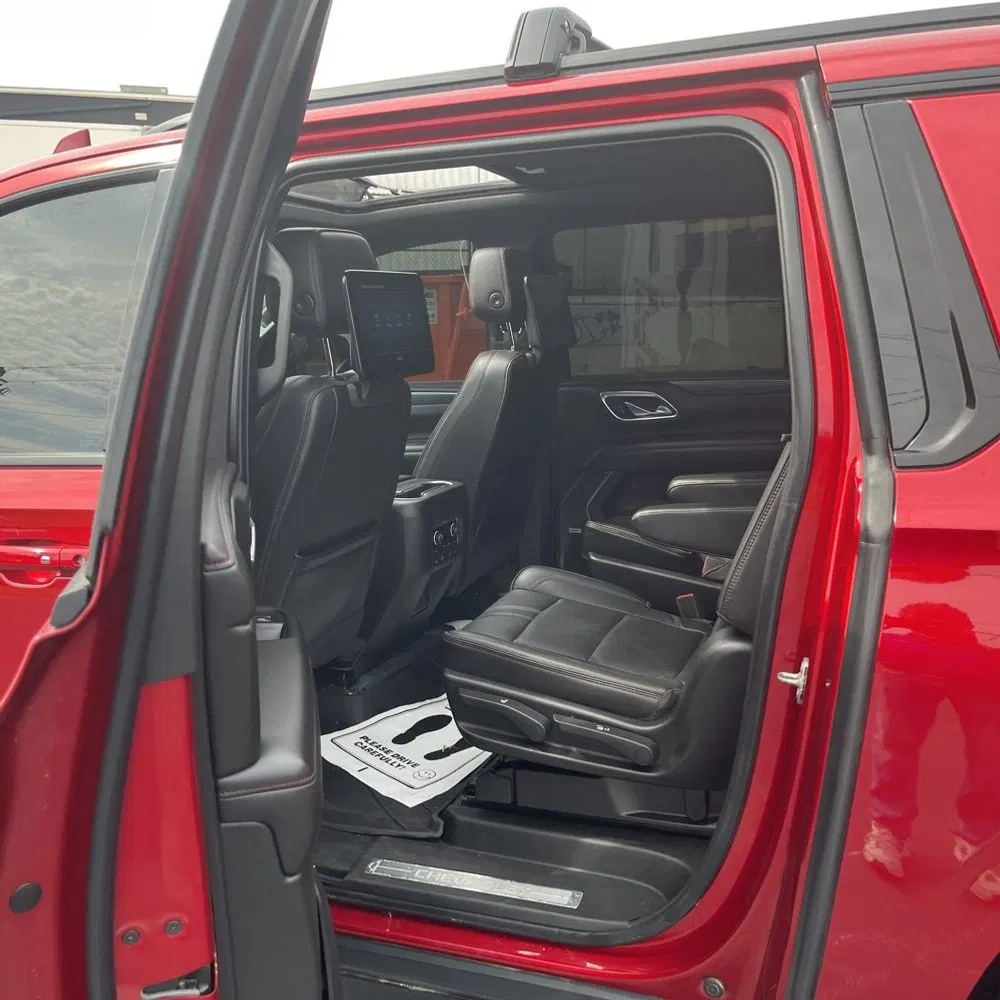 2021 Chevrolet Suburban RST