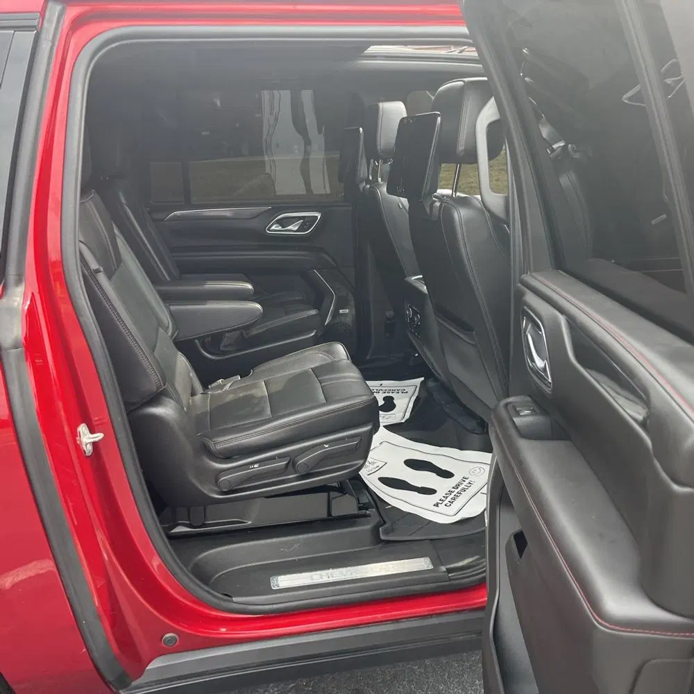 2021 Chevrolet Suburban RST