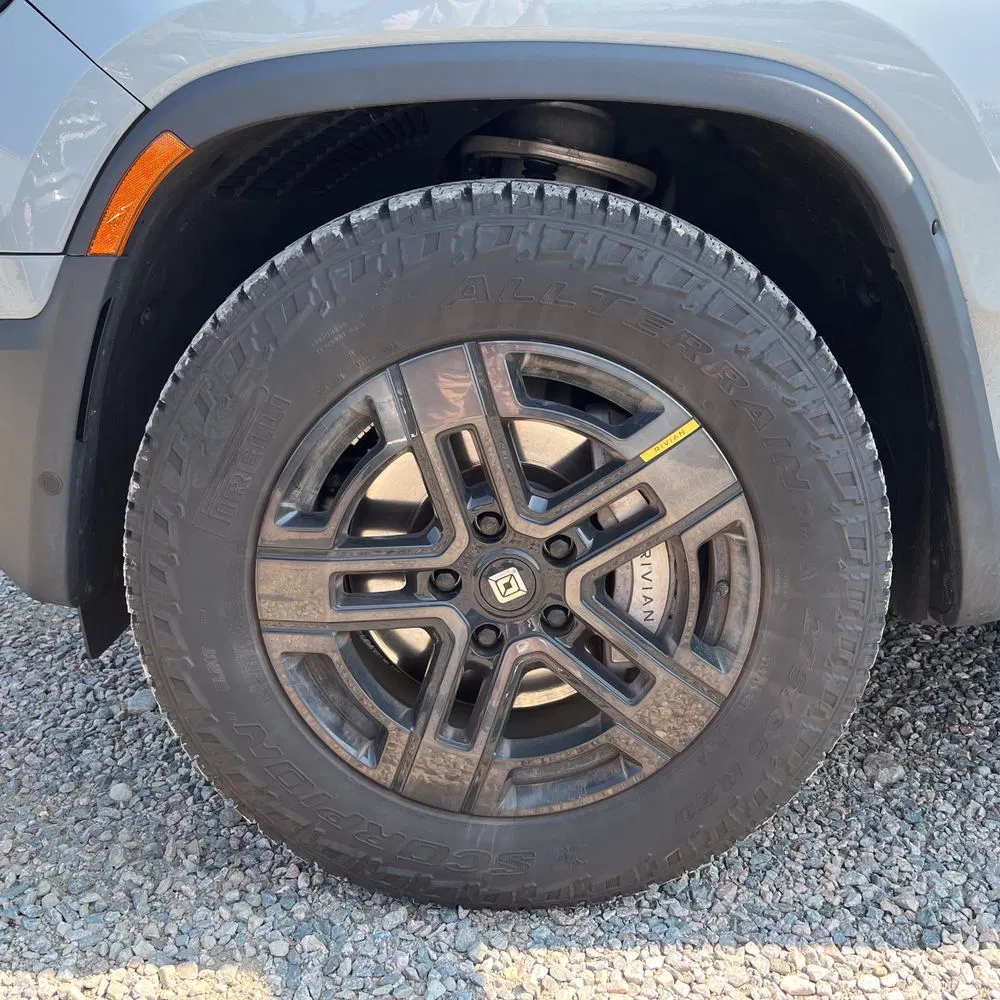 2024 Rivian R1T Adventure Dual-Motor