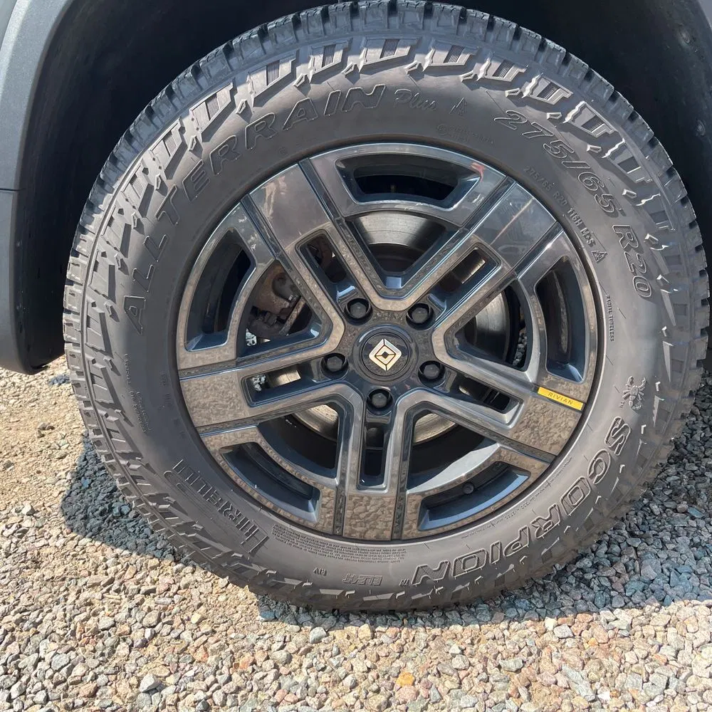 2024 Rivian R1T Adventure Dual-Motor