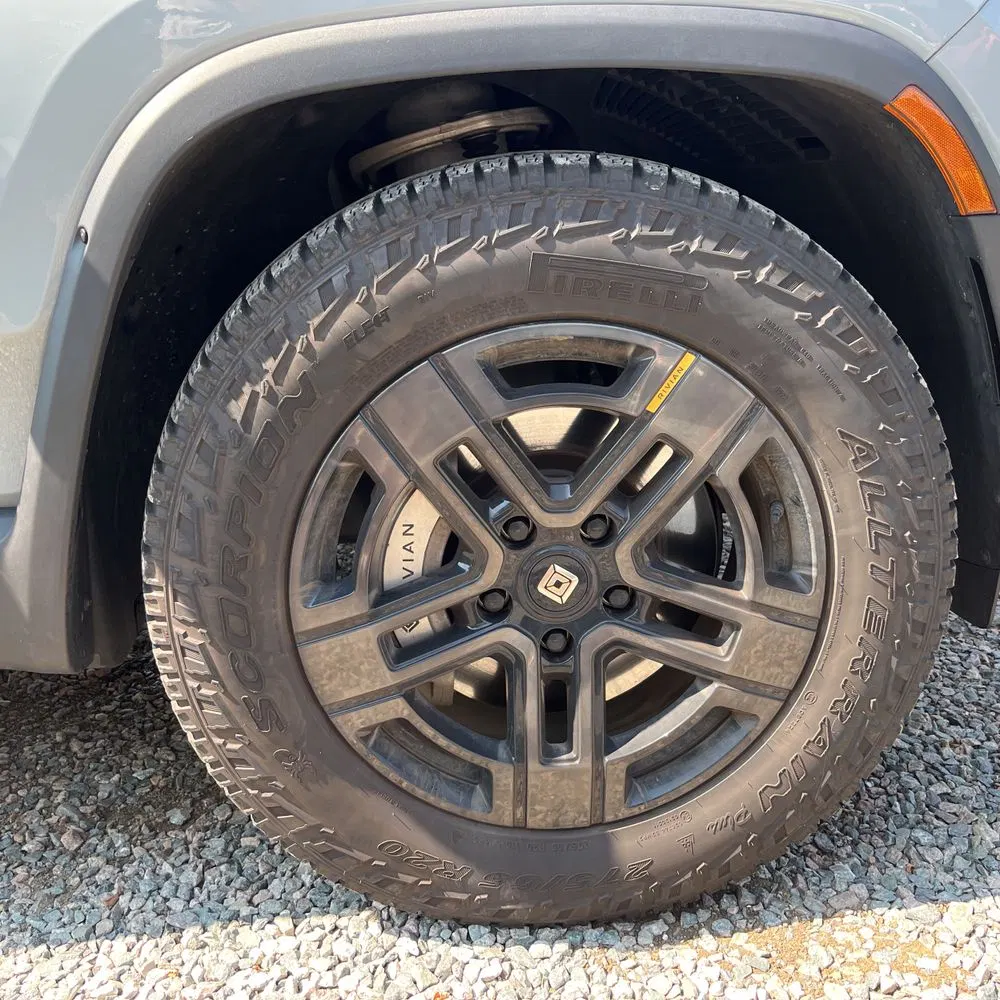 2024 Rivian R1T Adventure Dual-Motor