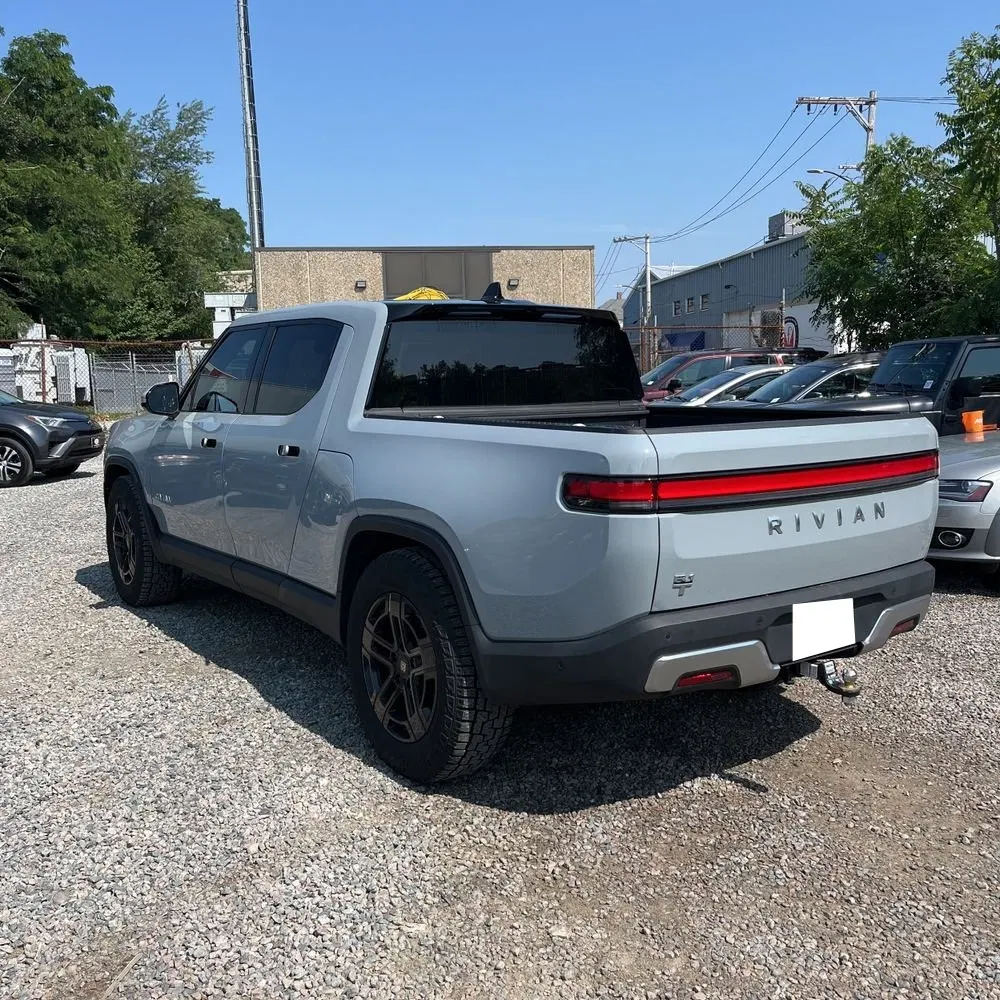 2024 Rivian R1T Adventure Dual-Motor