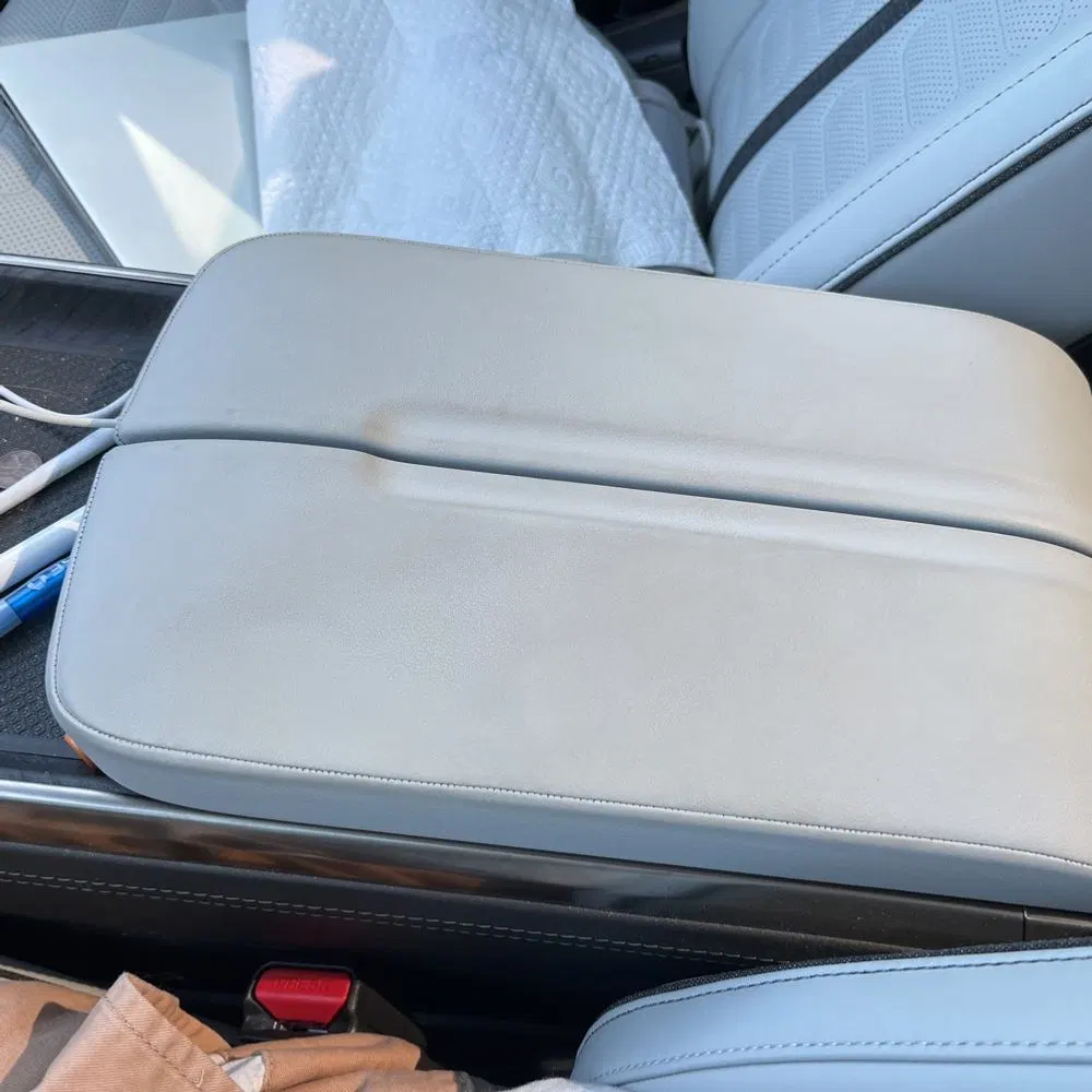 2024 Rivian R1T Adventure Dual-Motor