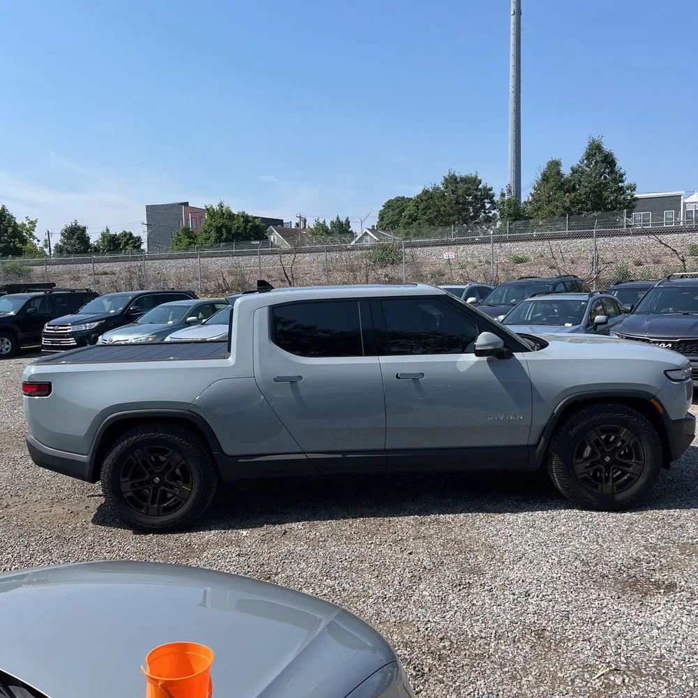 2024 Rivian R1T Adventure Dual-Motor