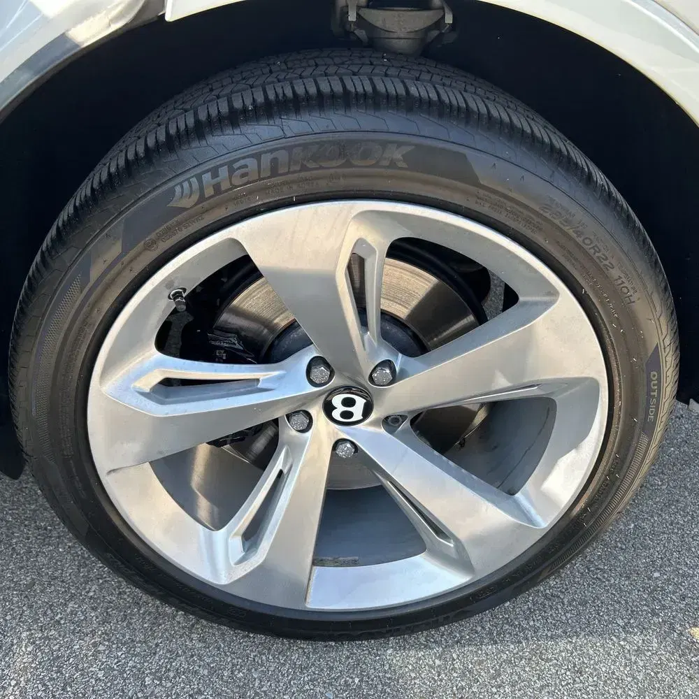 2018 Bentley Bentayga Base