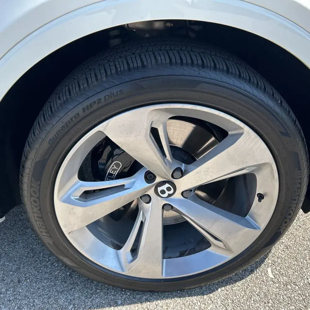 2018 Bentley Bentayga Base