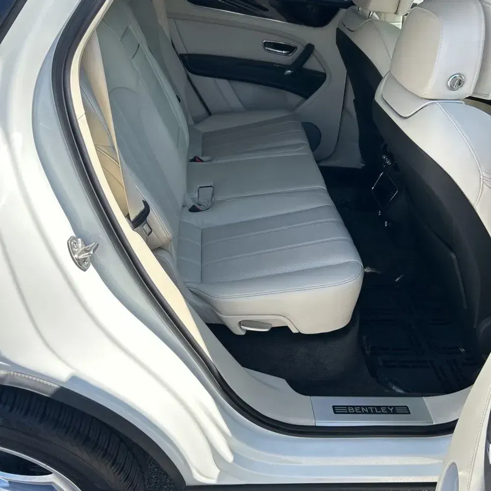 2018 Bentley Bentayga Base
