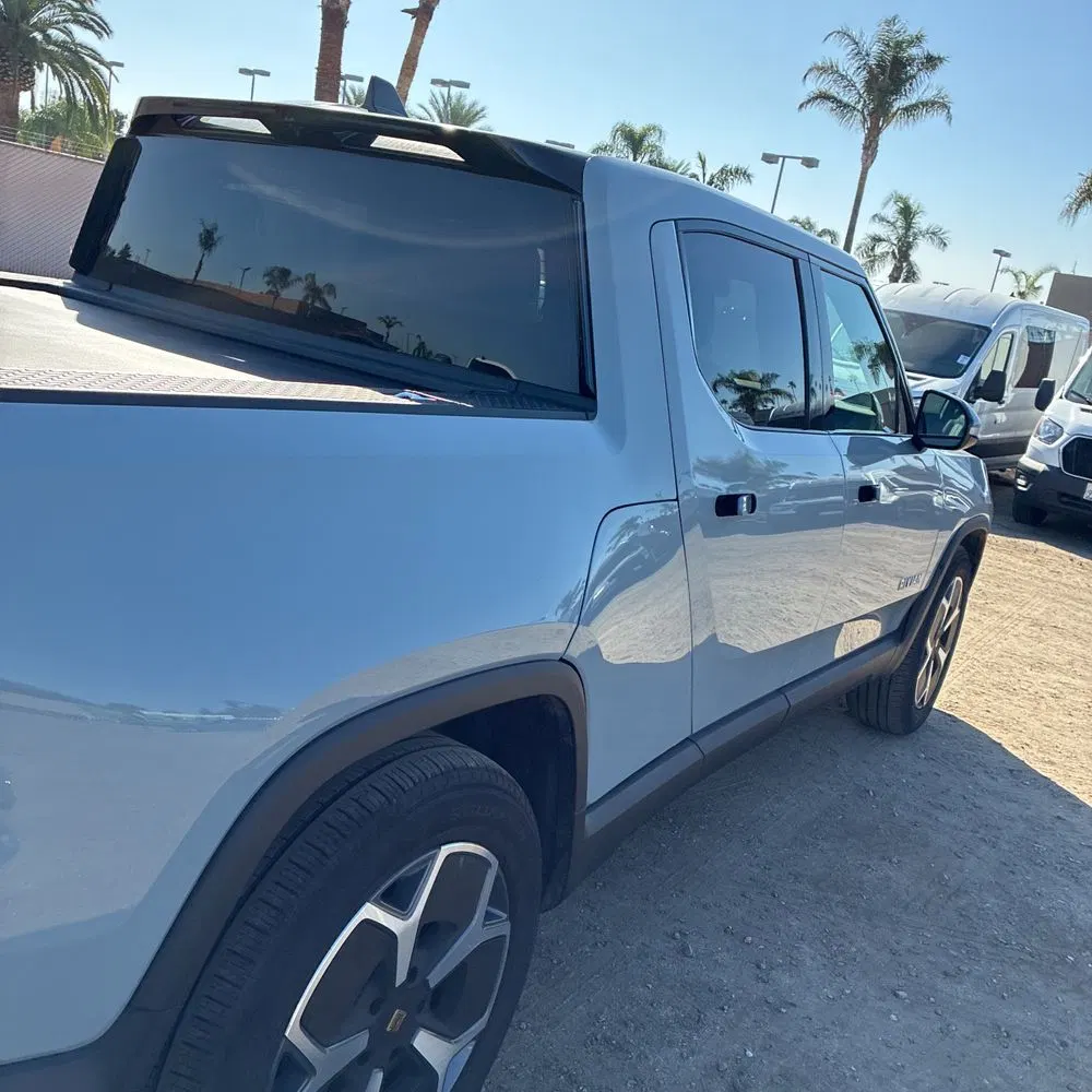 2024 Rivian R1T Adventure Dual-Motor