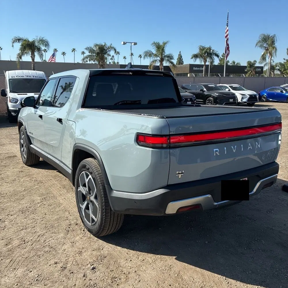 2024 Rivian R1T Adventure Dual-Motor