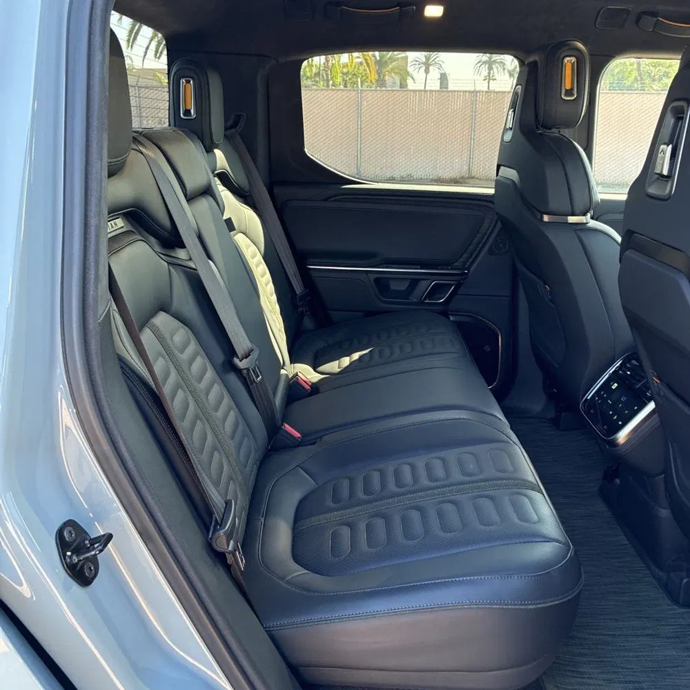 2024 Rivian R1T Adventure Dual-Motor
