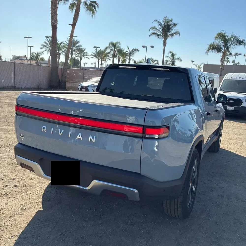 2024 Rivian R1T Adventure Dual-Motor