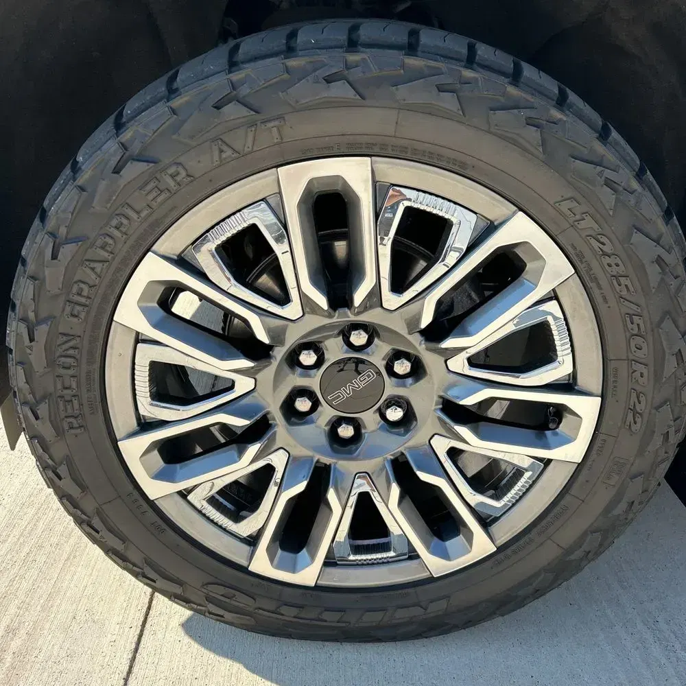 2023 GMC Yukon XL Denali Ultimate