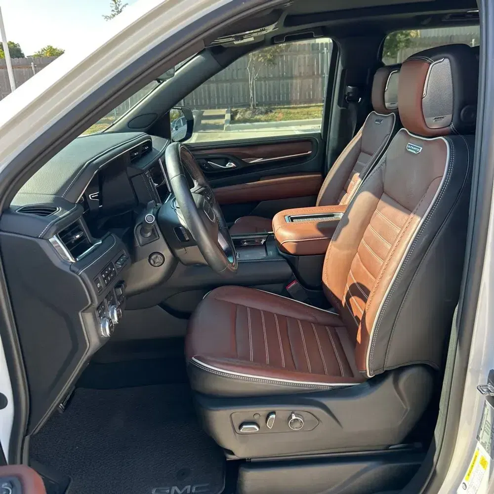 2023 GMC Yukon XL Denali Ultimate