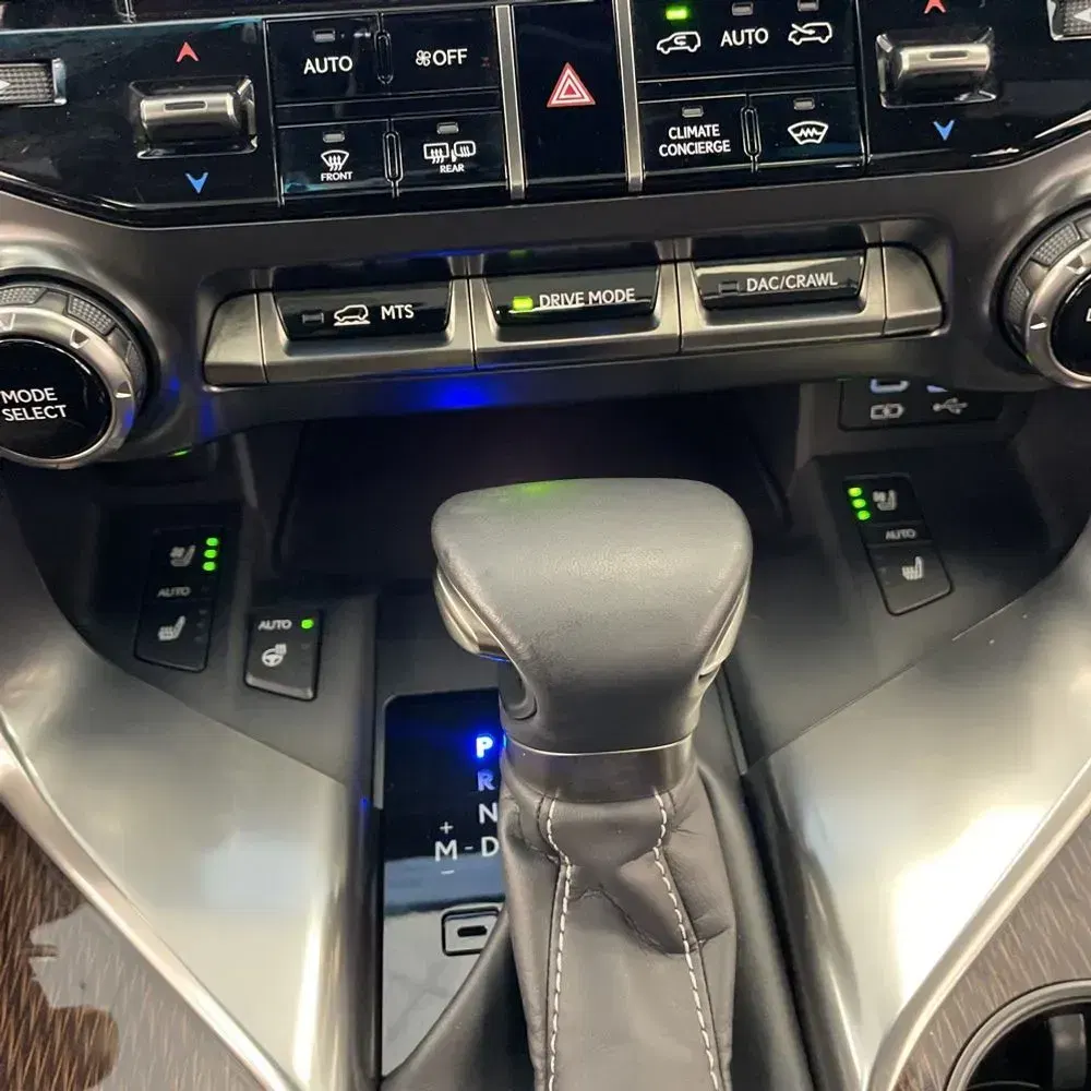 2023 Lexus LX 600 Ultra Luxury