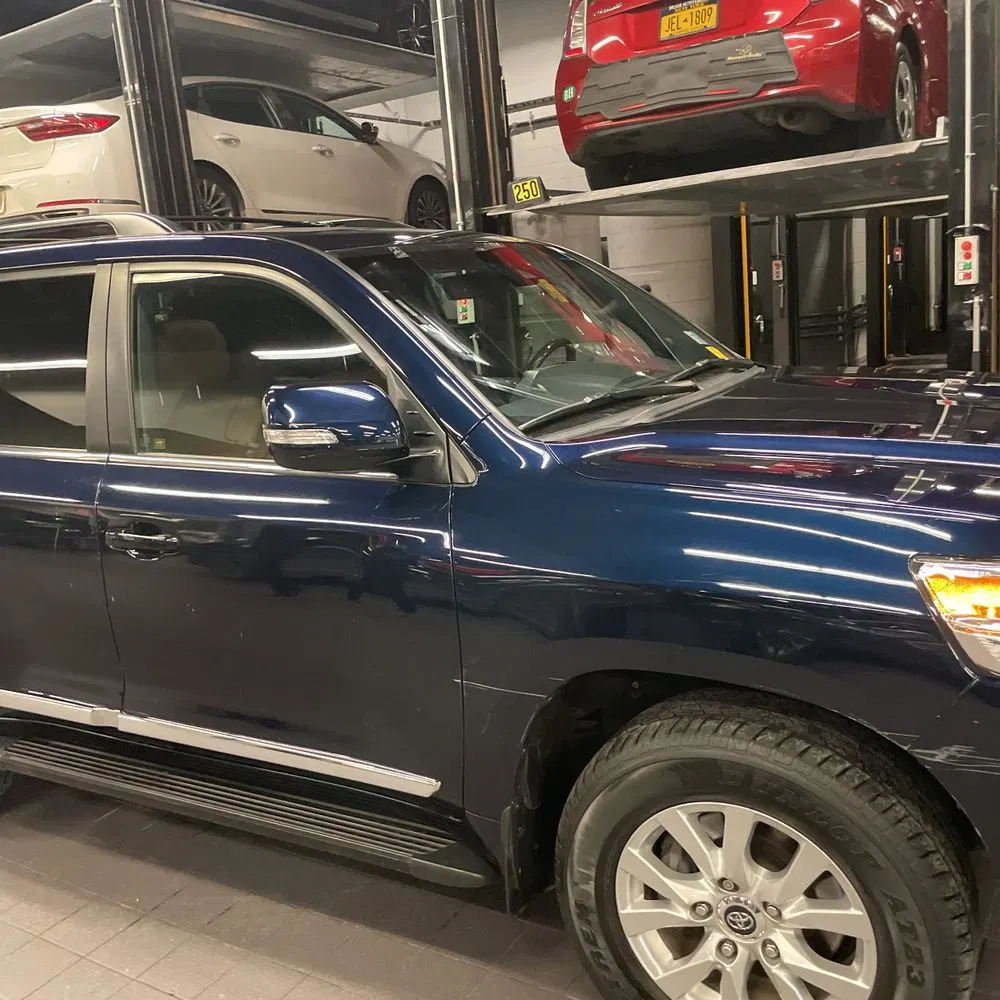 2019 Toyota Land Cruiser Base