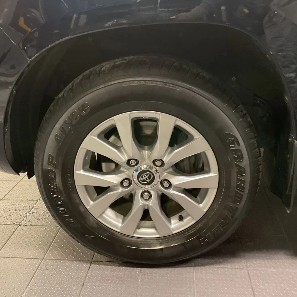 2019 Toyota Land Cruiser Base