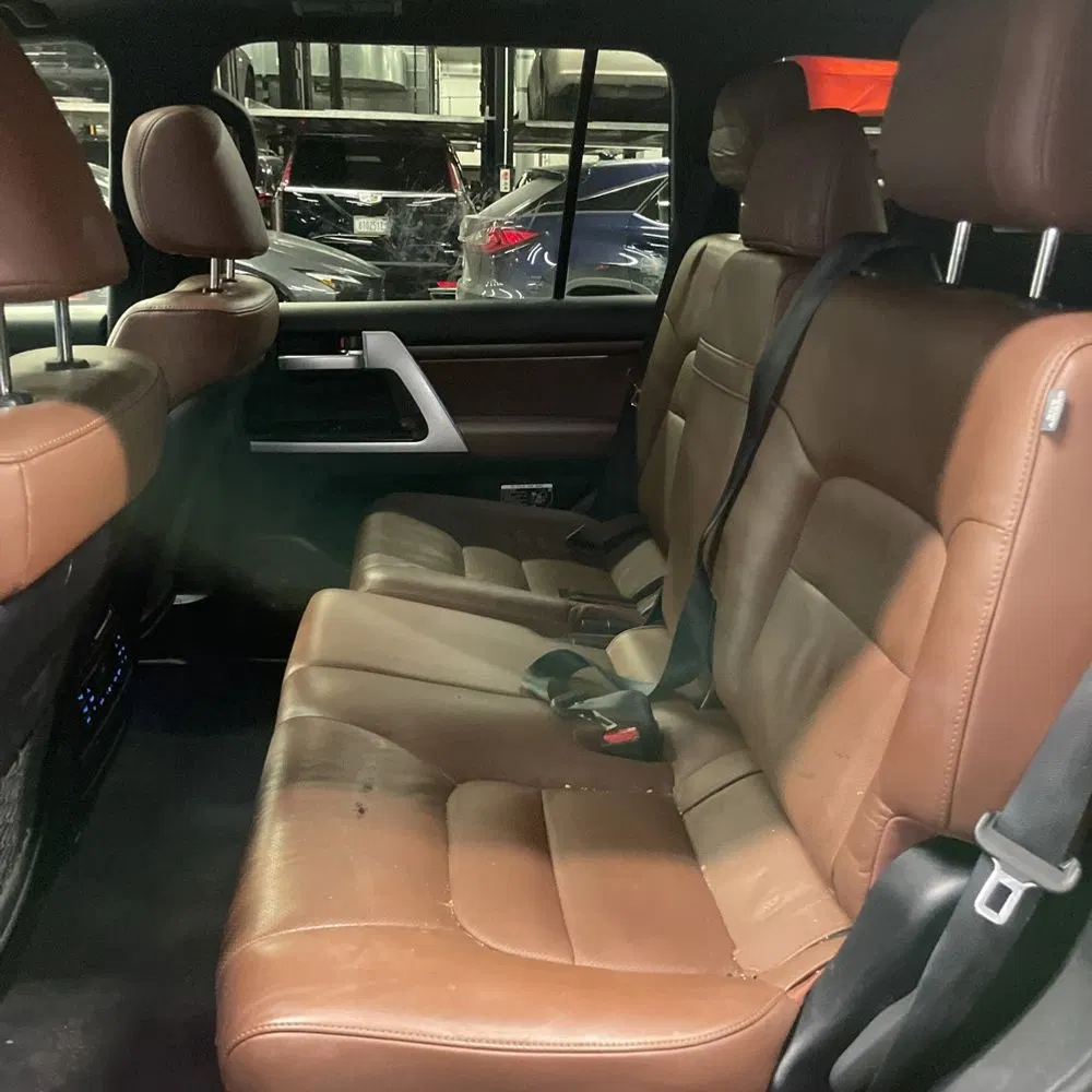 2019 Toyota Land Cruiser Base