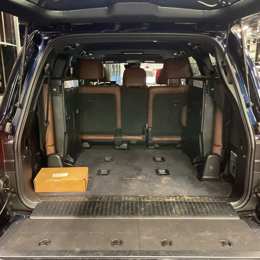 2019 Toyota Land Cruiser Base
