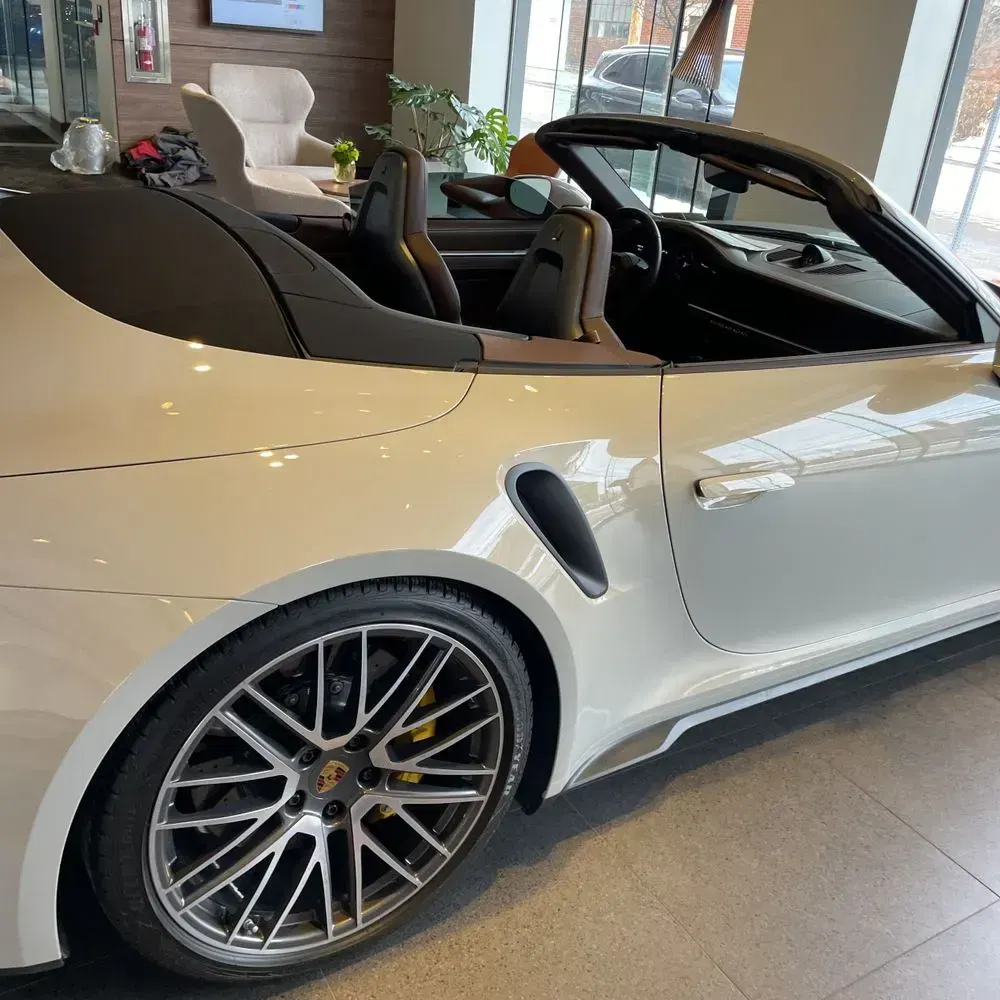 2024 Porsche 911 Turbo S