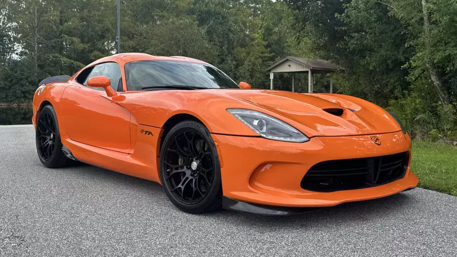 2014 Dodge Viper TA