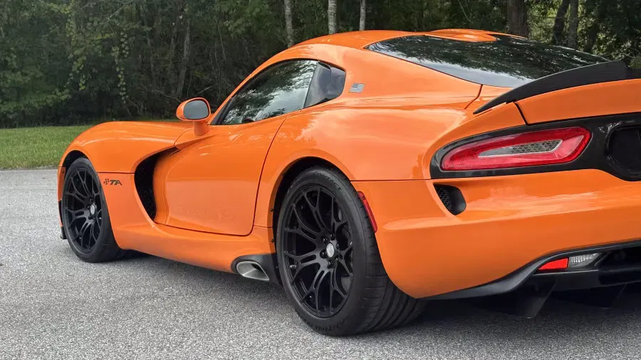2014 Dodge Viper TA