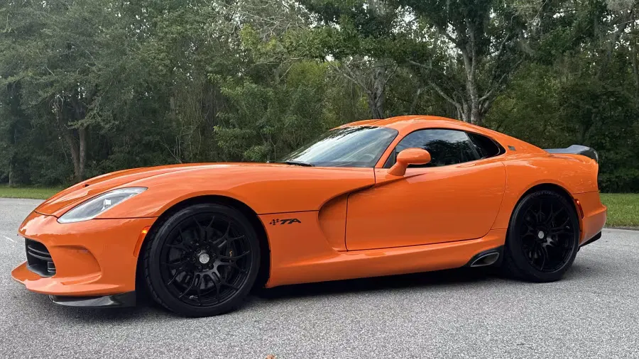 2014 Dodge Viper TA