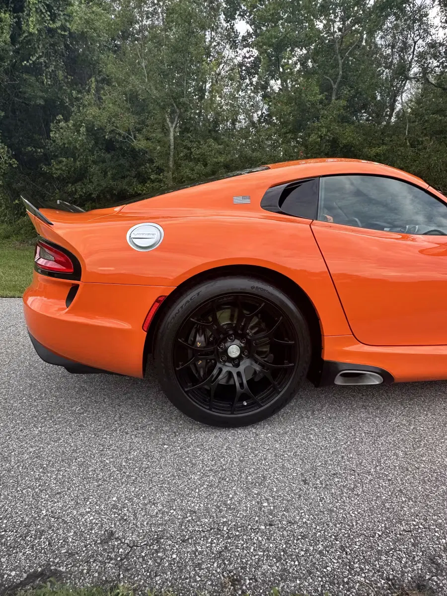 2014 Dodge Viper TA