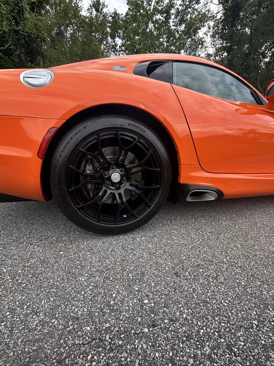 2014 Dodge Viper TA