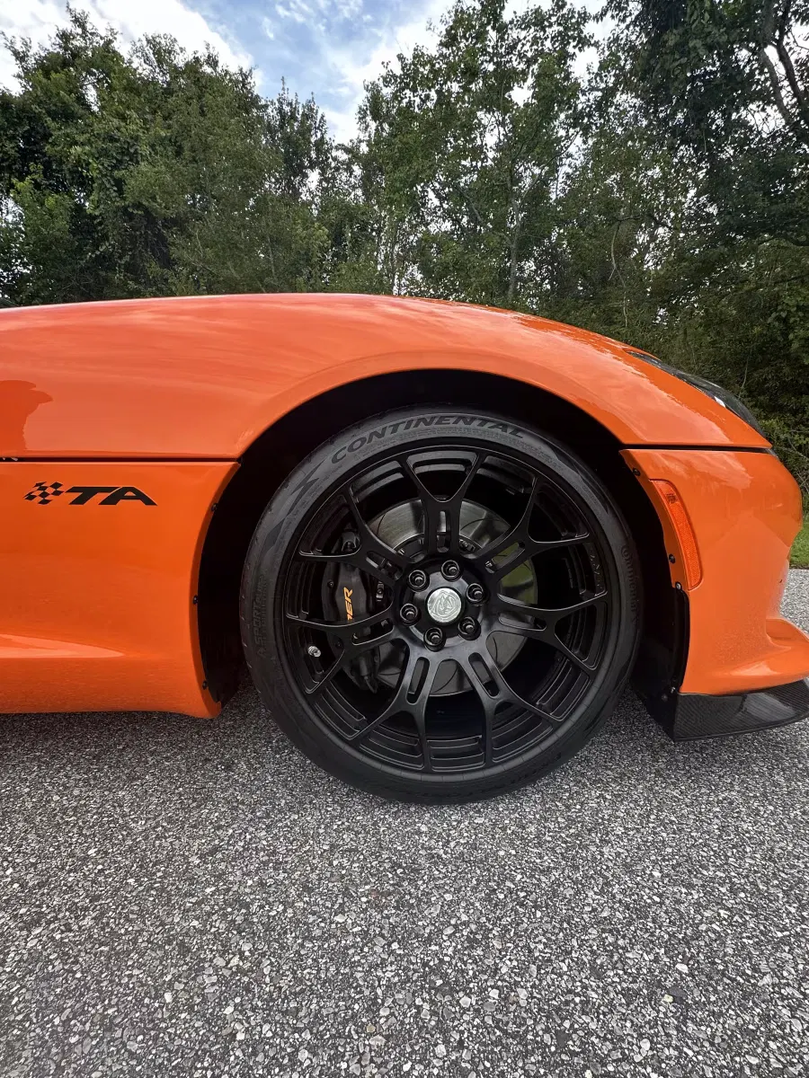 2014 Dodge Viper TA