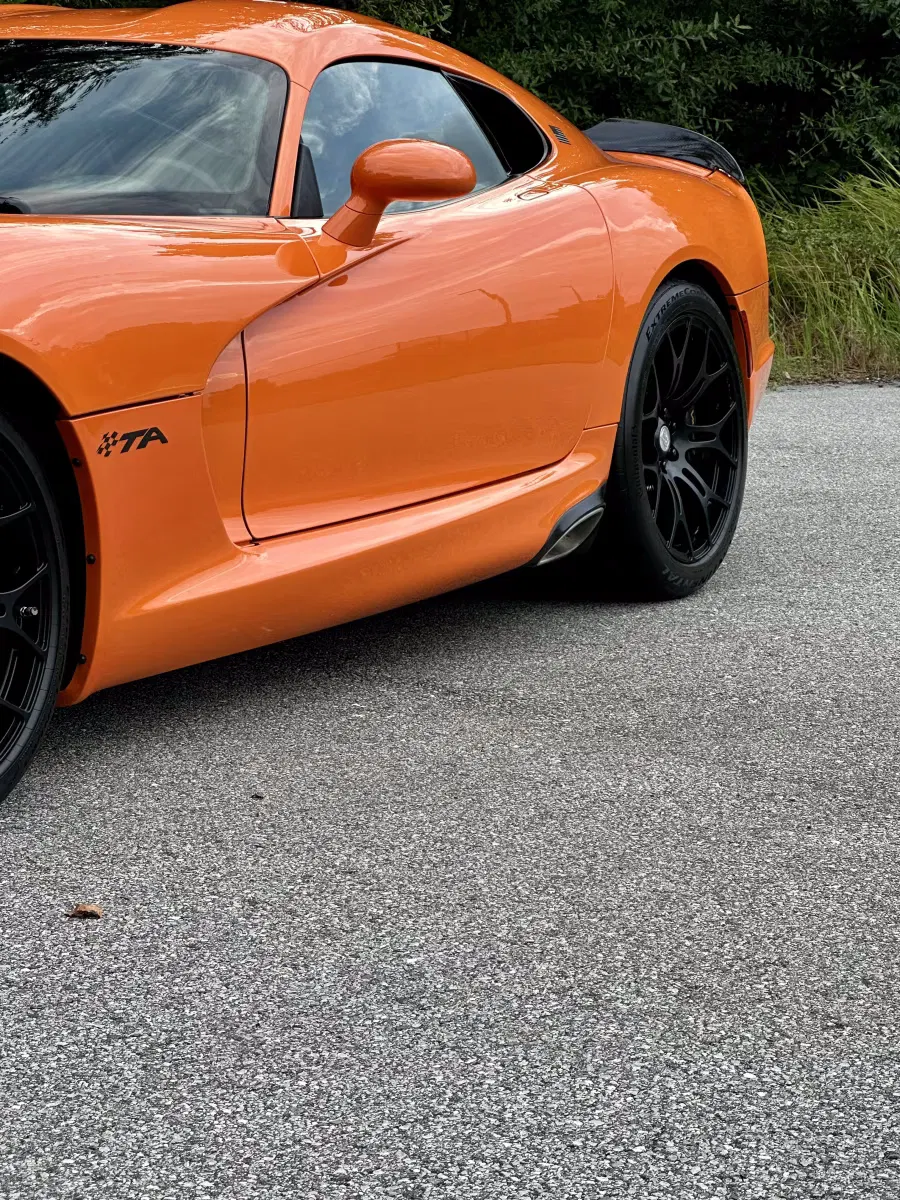 2014 Dodge Viper TA