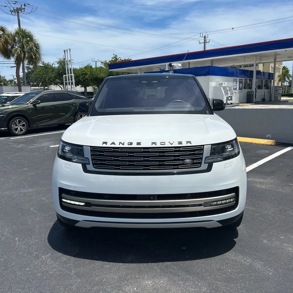 2023 Land Rover Range Rover P400 SE