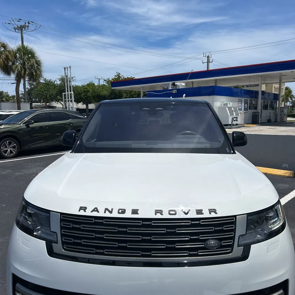 2023 Land Rover Range Rover P400 SE