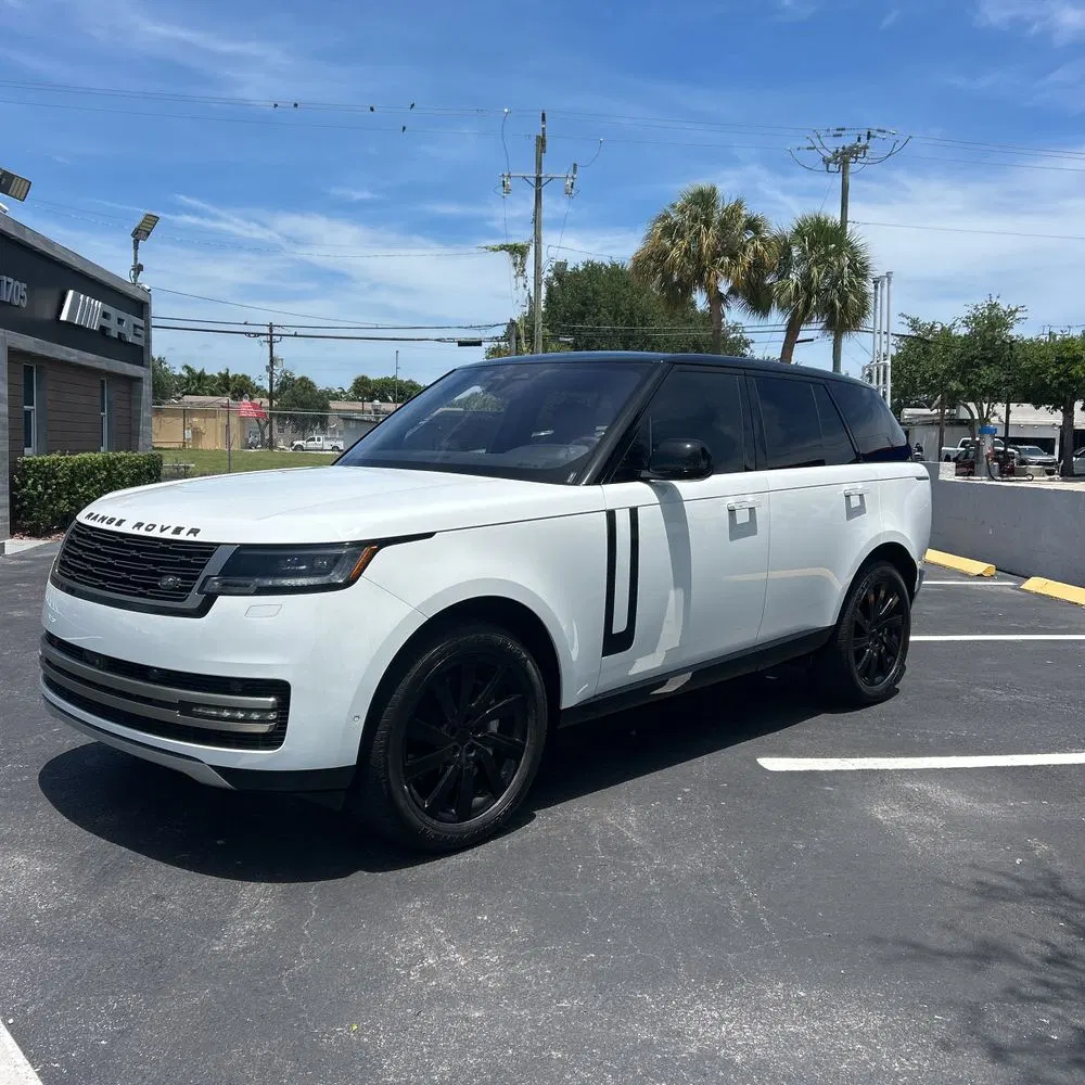 2023 Land Rover Range Rover P400 SE