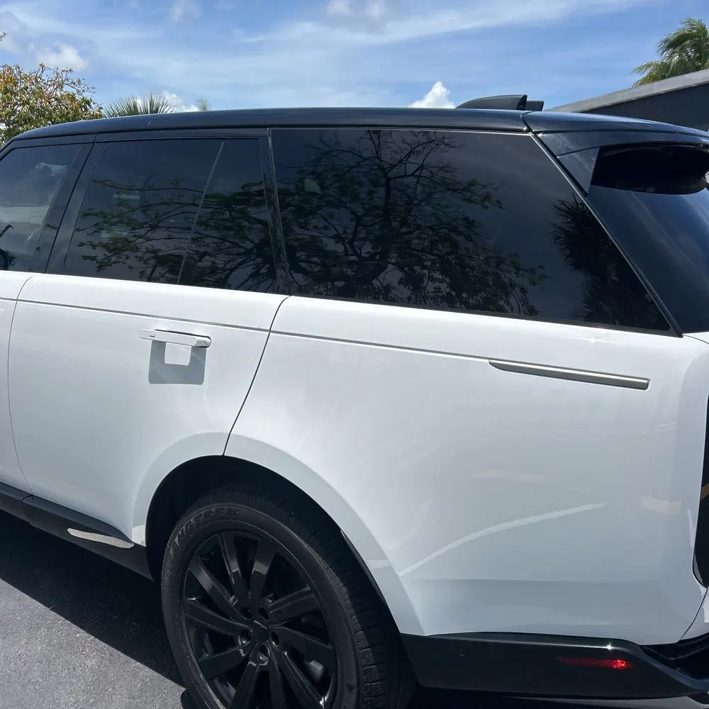 2023 Land Rover Range Rover P400 SE