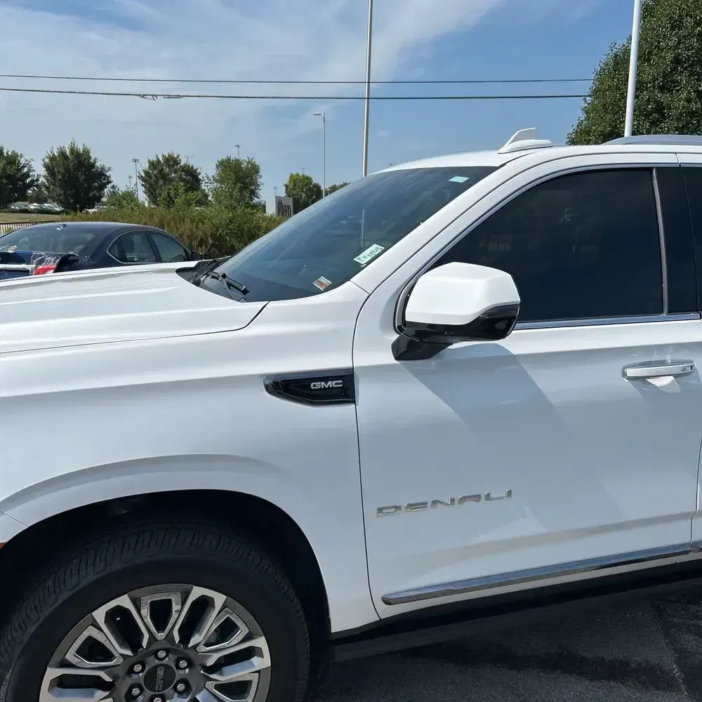 2023 GMC Yukon XL Denali Ultimate