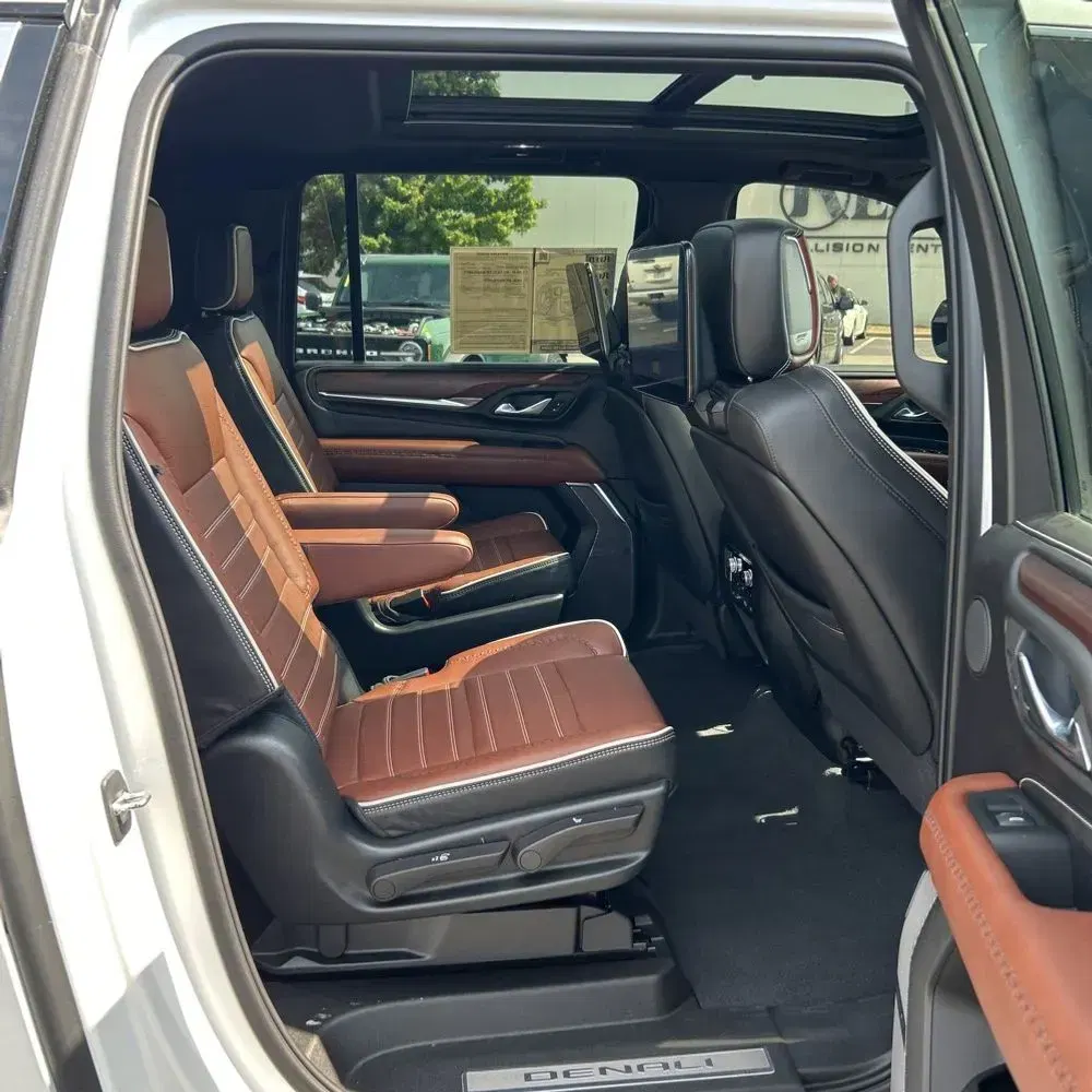 2023 GMC Yukon XL Denali Ultimate