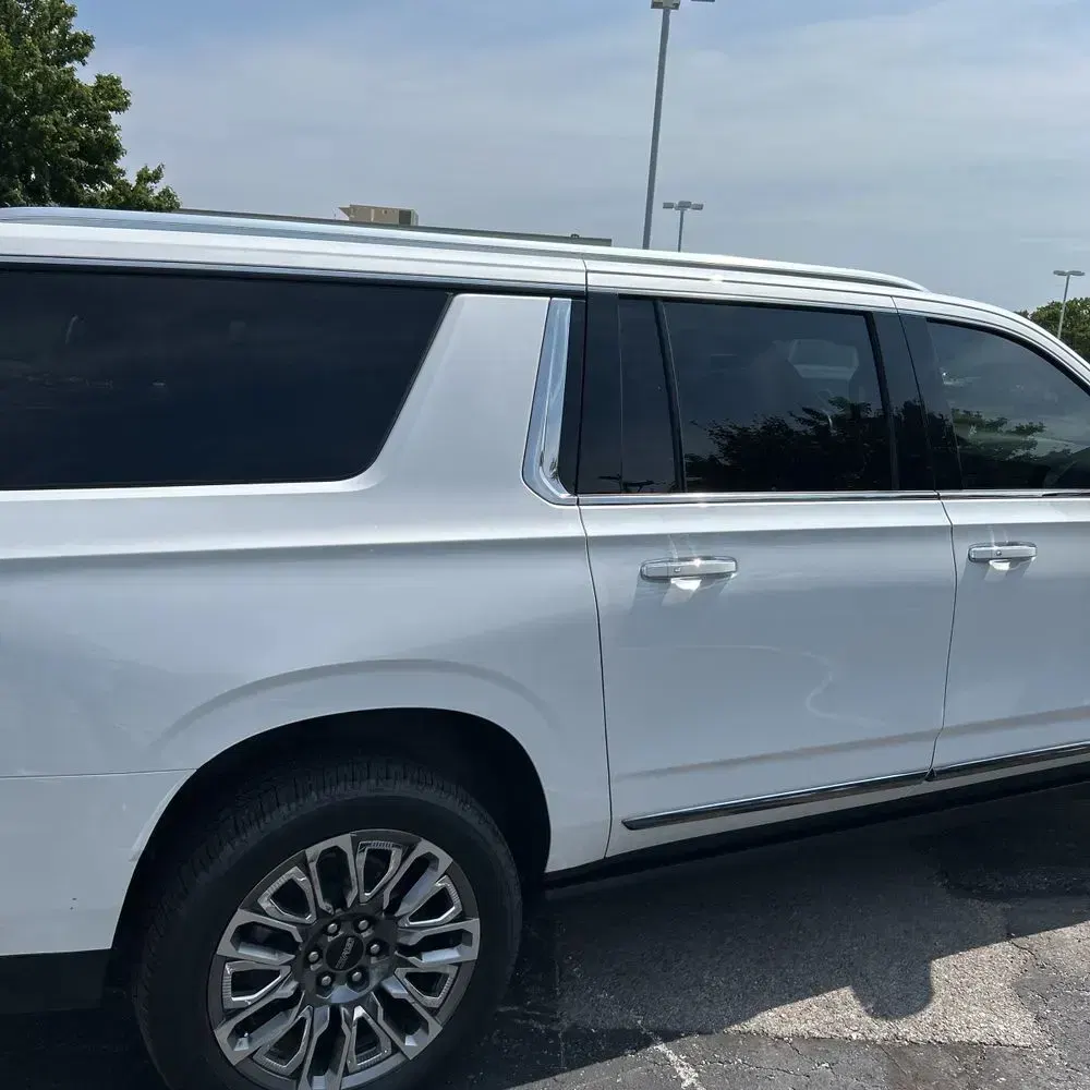 2023 GMC Yukon XL Denali Ultimate
