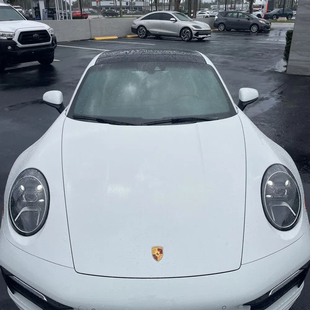 2022 Porsche 911 Carrera