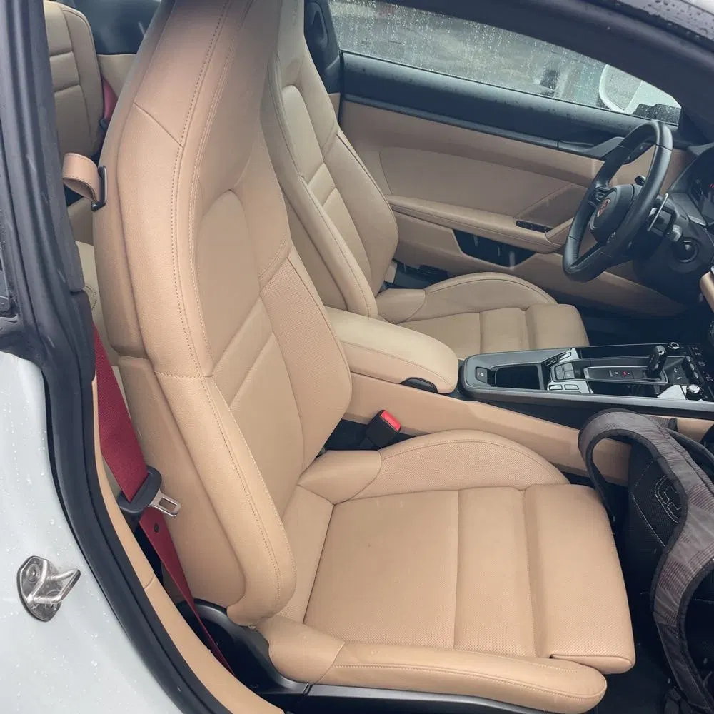 2022 Porsche 911 Carrera