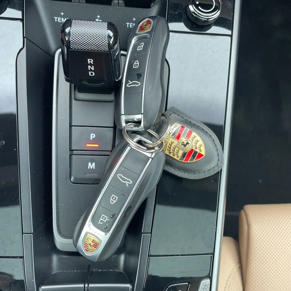 2022 Porsche 911 Carrera