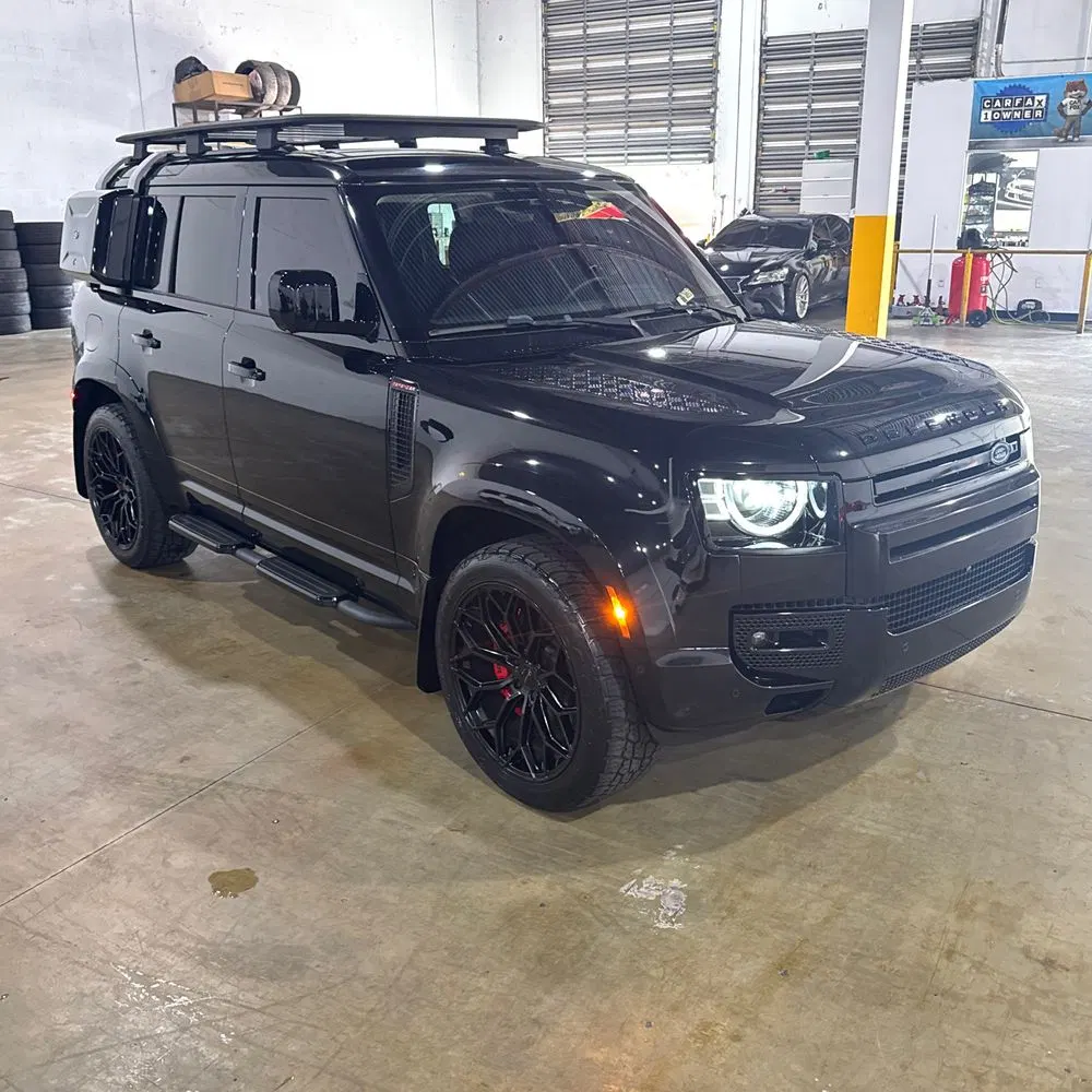 2020 Land Rover Defender 110 SE